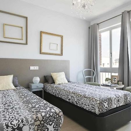 Apartment Leonor Barcelona Ngoại thất bức ảnh