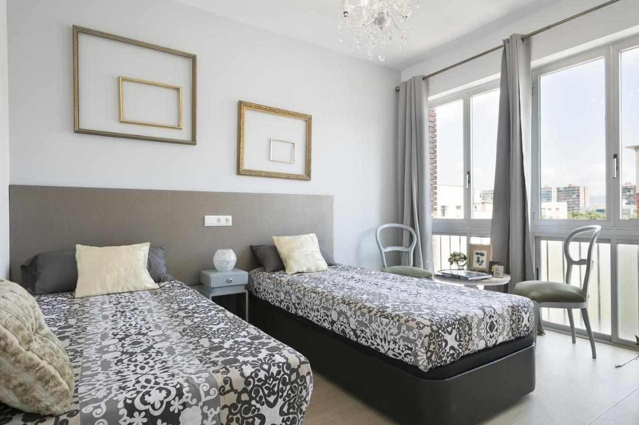 Apartment Leonor Barcelona Ngoại thất bức ảnh