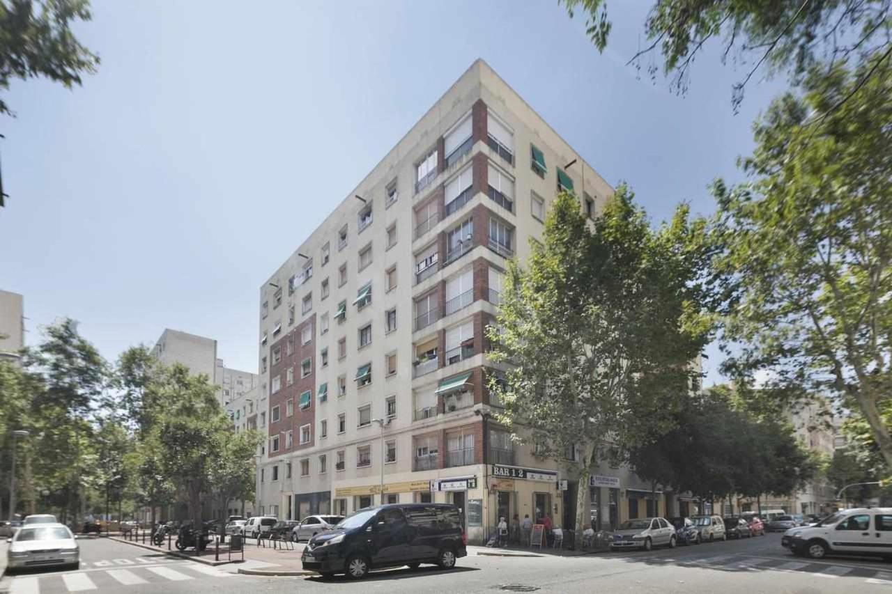 Apartment Leonor Barcelona Ngoại thất bức ảnh